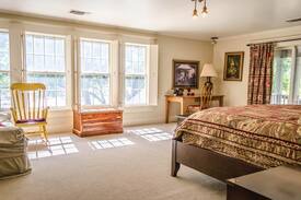 Fort Mc Kavett House | Clear Creek Ranch with Private Lake