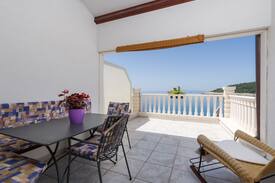 Milna Apartment | Luxury apartment sea view-Mario Tudor