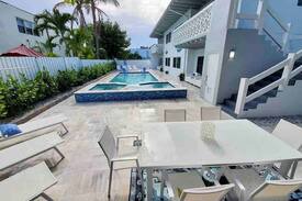 Palm Beach Shores Apartment | The Shore Thing 4