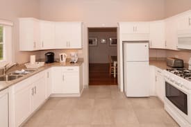 Pembroke Apartment | Pembroke Villa - Business and Vacation Destination