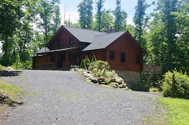 Newland Cabin | Hickory Hideaway