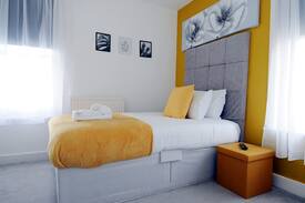 South Cliff Hotel | Marine Residence By DJ Suites
