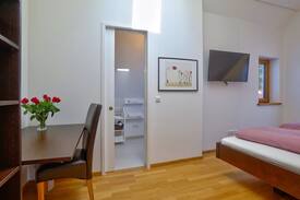 Altenerding House | new guestroom, near MUC, BAUMA, Therme Erding