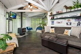 Big Canoe House | Big Canoe Tiny House meets Sexy Elegant Getaway ❤️