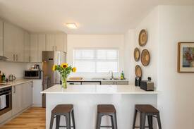 Cape Town City Centre Apartment | Welcome Back to our Slick Hip Kloof Street Apt