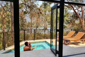 Gunderman House | Luxury Hawkesbury River house with Spa