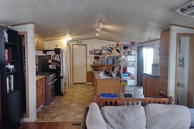Chinle House | Very nice room in Chinle very convenient location