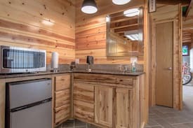 Shell Knob House | Muscle Rock Inn