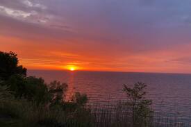 Carsonville House | Little House on the Lake, Relax in Style!