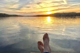 Arley Cabin | Enchanting Cabin/Cottage on Beautiful Smith Lake