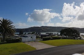 Raglan Apartment | Long Street Studio - Raglan