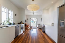 Noosaville Cabin | Noosa River Cottage
