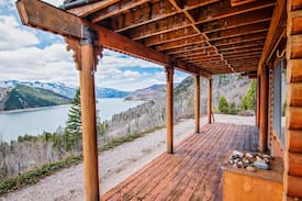 Irwin Cabin | Paradise in Palisades