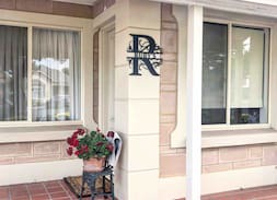 Tanunda House | Ruby’s Residence: LOCATION - cozy - WIFI - netflix