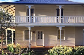 Great Bay Cabin | Bruny Island - Christopher Lumsden Cottage