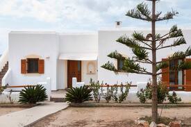 Pounta House | 2 Bdrm Villa Pounta-Kitesurf