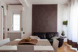 Oltretorrente Apartment | Parma on the Terrace - FREE PRIVATE PARKING