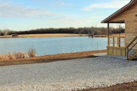 Labette County Cabin | Coopers Lakeview Cabins #2