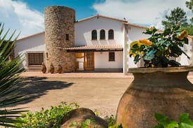 Llambilles Cabin | Exclusiva Masia Llambilles: Mas Ginestera