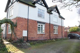 Edwinstowe Apartment | Friars Lodge, Edwinstowe