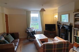 Bushmills Cabin | Kilcoobin Cottage - 1 mile from Giants Causeway