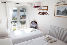 Camber House | The Warrens Camber Accommodation