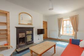 Danderhall Cabin | Drumbank Cottage - Sleeps 4