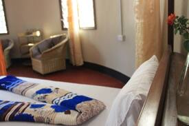 Mwanza House | Charming Bungalow