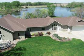 Cuming County House | Private Lake and Pool house