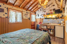 Grand Lake Cabin | NEW!! "The Tack Room" Cabin #3 @ MLL