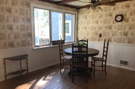 Rockford Cabin | Little Blue Jay Cottage on Bostwick Lake