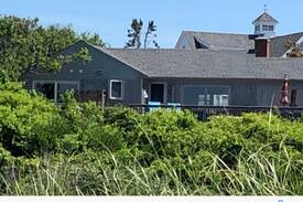 East Sandwich House | Seascape - East Sandwich 3BR Private Beach Cottage