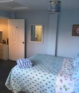 Felpham Cabin | Seaside Cottage, Felpham, 1 minute walk to beach