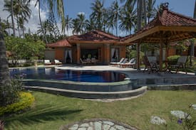 Candi Dasa Villa | Absolute Waterfront - Villa Dewisita