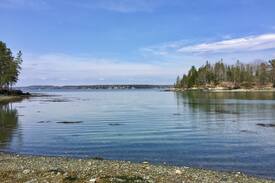 Salsbury Cove Cabin | Laughing Gull Cottage at Bay Meadow Cottages