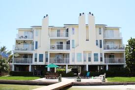 Treasure Island Apartment | Dexter's Beach Home - 2 fl luxury 150' from beach!