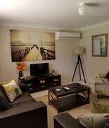 Darlington Point Cabin | Hawkesbury Park Country Cottage