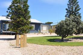 Port Elliot House | Rosetta Beach Cottage - Sea Views