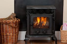 Hollywood House | Abhainn Ri Ivy Cottage