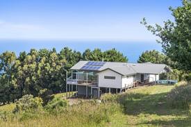 Wongarra House | LAPUTA - THE CASTLE IN THE SKY - APOLLO BAY