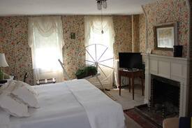 Riverton Bed & Breakfast | Old Riverton Inn Bed and Breakfast
