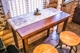 Duck Creek Village Cabin | The Treehouse Cabin # No Pets Allowed.