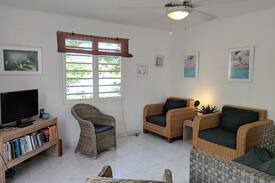 Playa Cabin | BUTTONWOOD COTTAGE, BY THE SEA