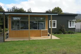 Manapouri House | Alirra's View Manapouri