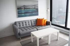 Downtown Montreal Apartment | Tour des Canadiens- condo