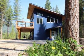 Columbia Valley Cabin | Goat Mountain Cabin