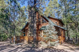 Pinetop-Lakeside Villa | The Lions Den