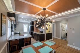 Grand Junction House | Sunny & Chíc Downtown Oasis