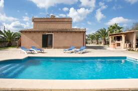 Santanyi House | 2 bedroom villa sleeps 4 in santanyí