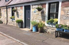 Kirkmichael Cabin | MYRTLE COTTAGE. KIRKMICHAEL SOUTH AYRSHIRE